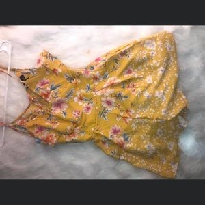 great condition.. never worn.. just too small